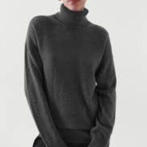 Turtleneck Cashmere Sweater